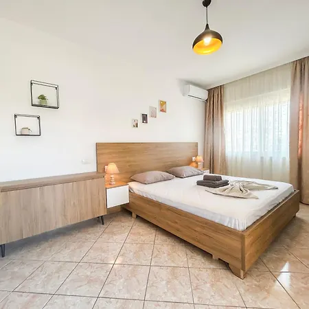 891 Durres